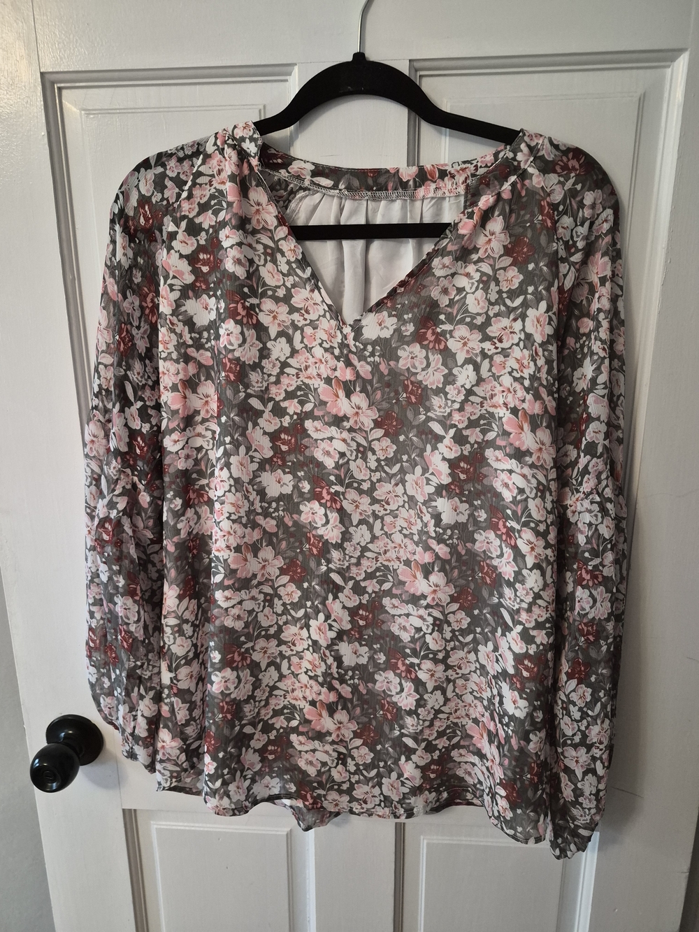 Women’s Floral V-Neck Blouse - Pink Floral